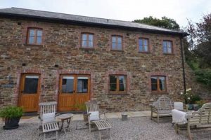 Discovering Burton Farm House: History & Beauty | The Conscious Farmer | Sustainable Agriculture for a Healthier Planet