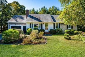 Discover Bray Farm, Yarmouth Port MA: History & Homes | The Conscious Farmer | Sustainable Agriculture for a Healthier Planet