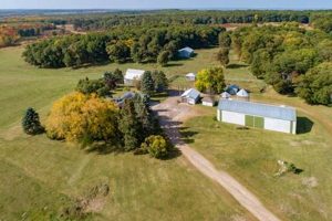 Find MN Horse Farms for Sale: Equestrian Dream Property Awaits! | The Conscious Farmer | Sustainable Agriculture for a Healthier Planet