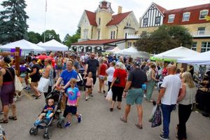 Shop Local: Farmer Market at the Dole Near You Today! | The Conscious Farmer | Sustainable Agriculture for a Healthier Planet